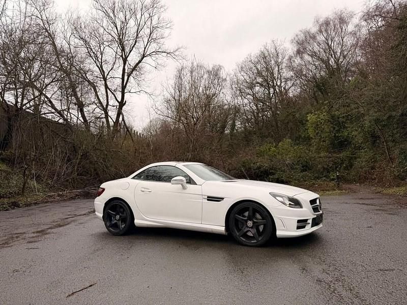 Used Mercedes SLK250 AMG 204 HP (150 kW) 2013 White Cabriolet