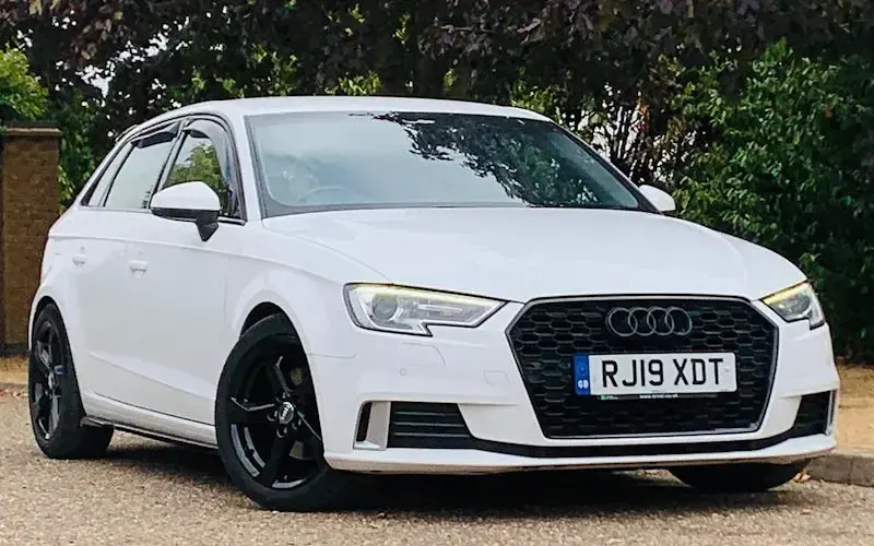 Used Audi A3 Sportback Sport 116 HP (85 kW) 2019 Hatchback