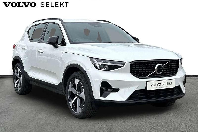 White New 2025 Volvo XC40 Plus SUV | £35,000 - Image 1/3