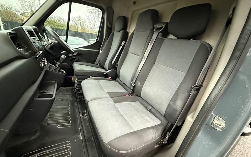 Used Renault Master Business 135 HP (99 kW) 2023 Van