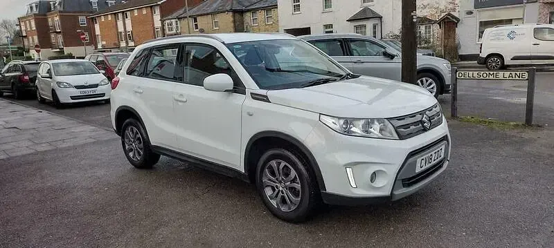 Used Suzuki Grand Vitara SZ4 2018 White Hatchback