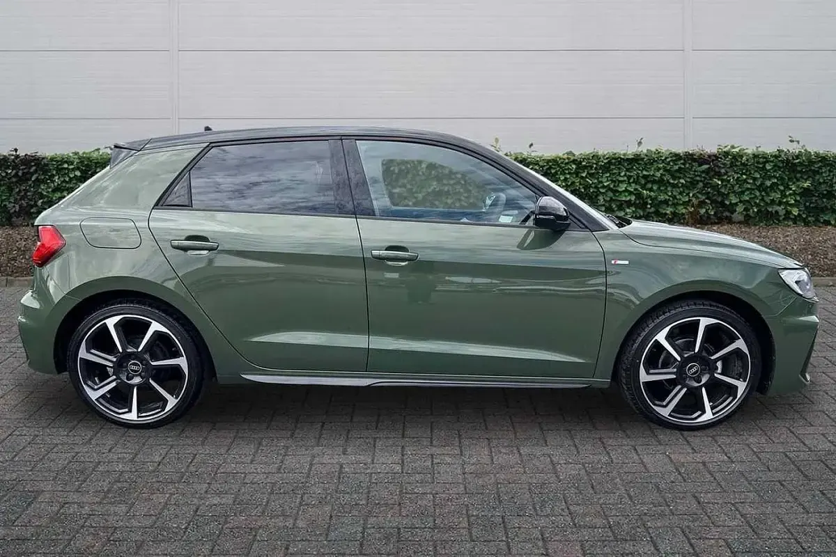 Used Audi A1 Black Edition 2026 District green, metallic SUV