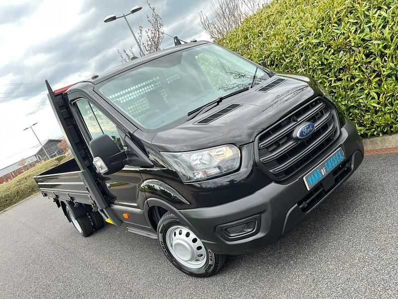 Begagnad Ford Transit 130 HK (95 kW) 2022 Svart Cab