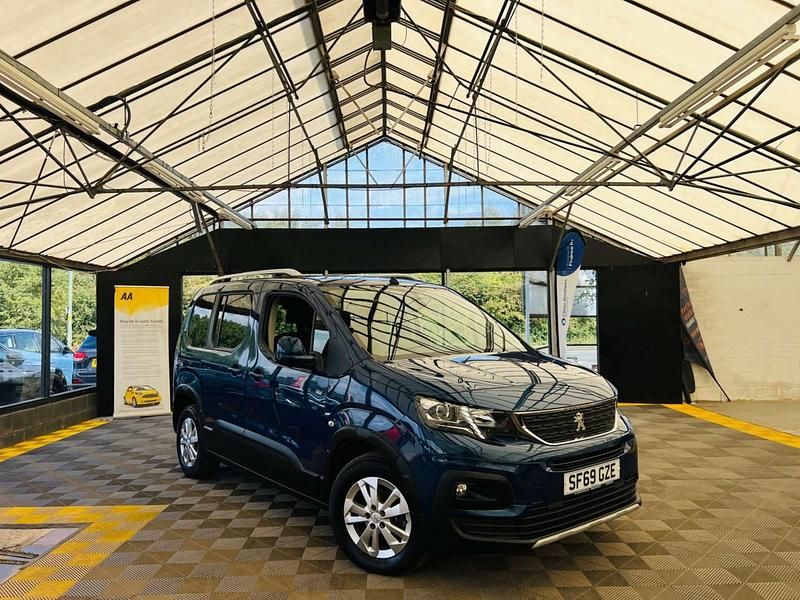 Blue Used 2019 Peugeot Rifter Allure MPV | £10,795 (Fair price) - Image 1/3