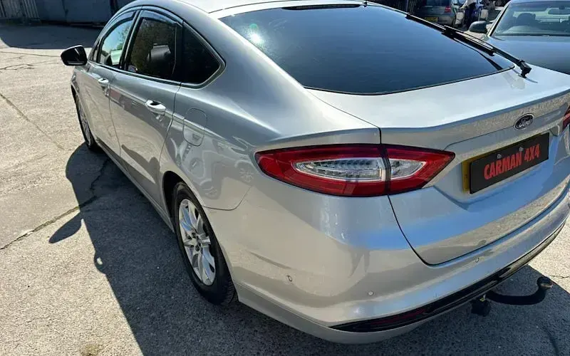 Begagnad Ford Mondeo Titanium 150 HK (110 kW) 2017 Halvkombi