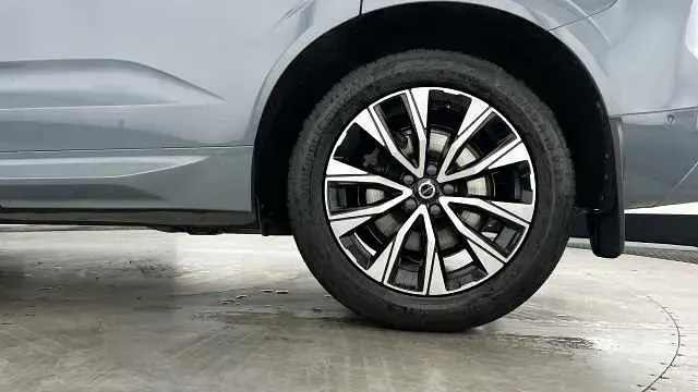 Used Volvo XC60 Plus 247 HP (181 kW) 2023 SUV