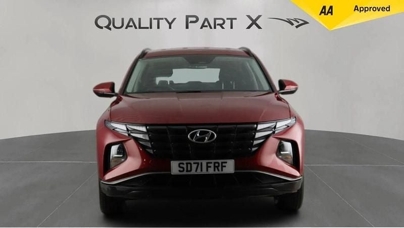 Used Hyundai Tucson SE 150 HP (110 kW) 2021 Red SUV
