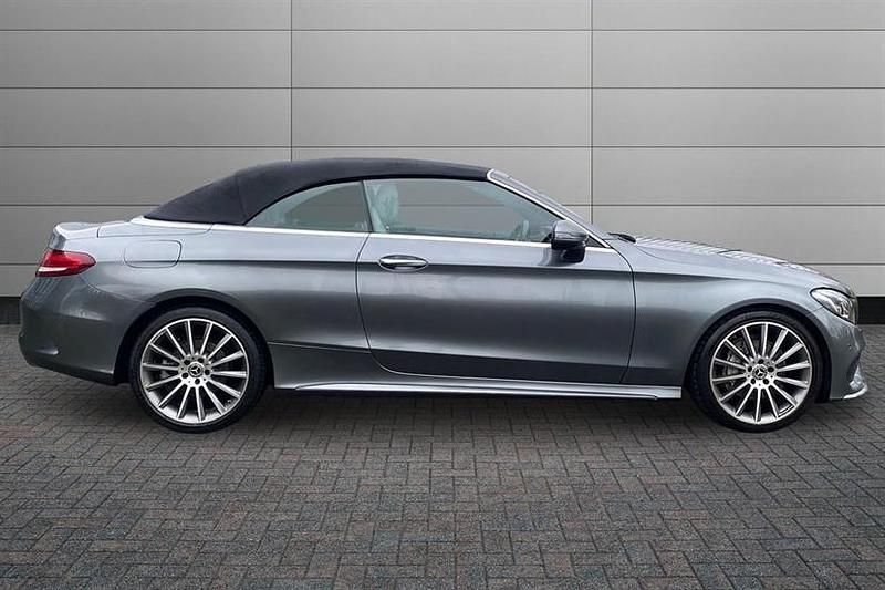 Used Mercedes C220 AMG Line Premium Plus 170 HP (125 kW) 2018 Selenite grey Cabriolet