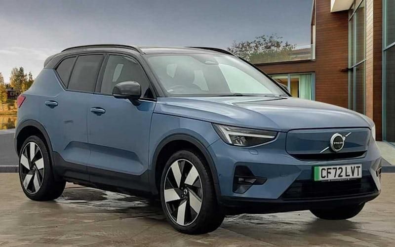 Fjord blue Used 2022 Volvo XC40 Ultimate SUV | £23,990 (Fair price) - Image 1/4