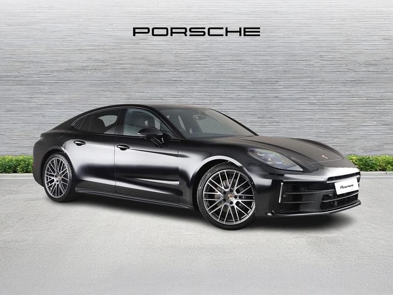 Jet black metallic Used 2025 Porsche Panamera Sedan | £78,900 - Image 1/4