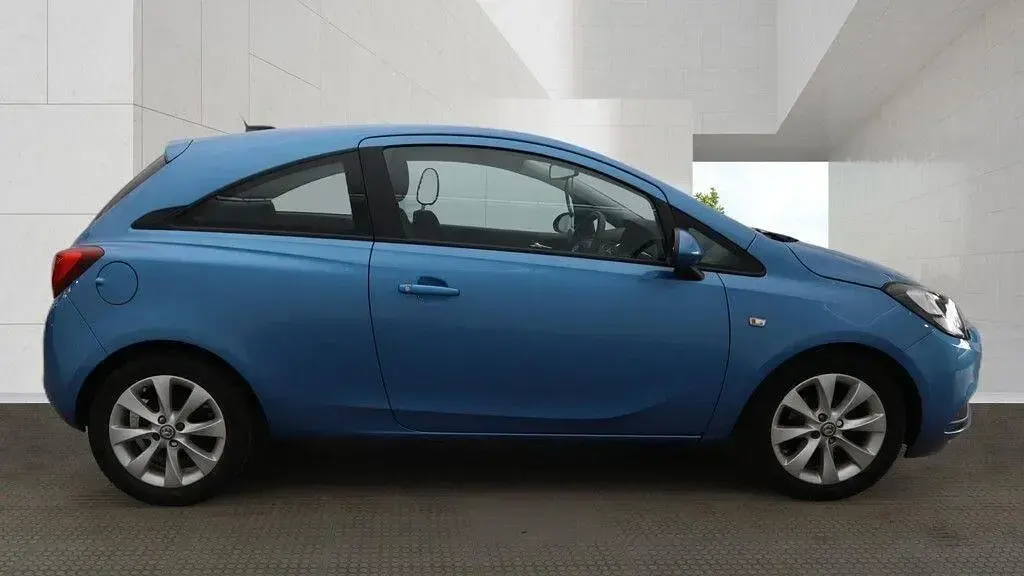 Used Vauxhall Corsa 2017 Blue Hatchback