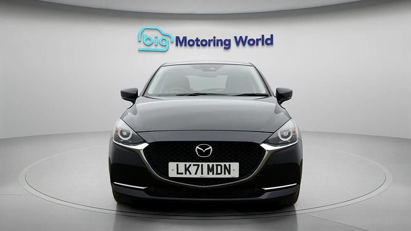 Usado Mazda 2 Inclusive 90 HP (66 kW) 2022 Preto Citadino