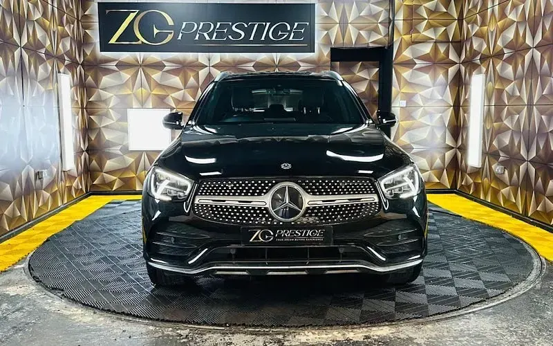 Usado Mercedes GLC220 AMG line 194 HP (142 kW) 2022 Carrinha
