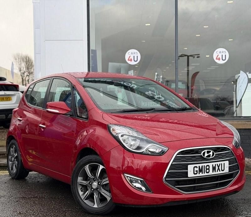 Used Hyundai ix20 SE 125 HP (91 kW) 2018 Red Hatchback