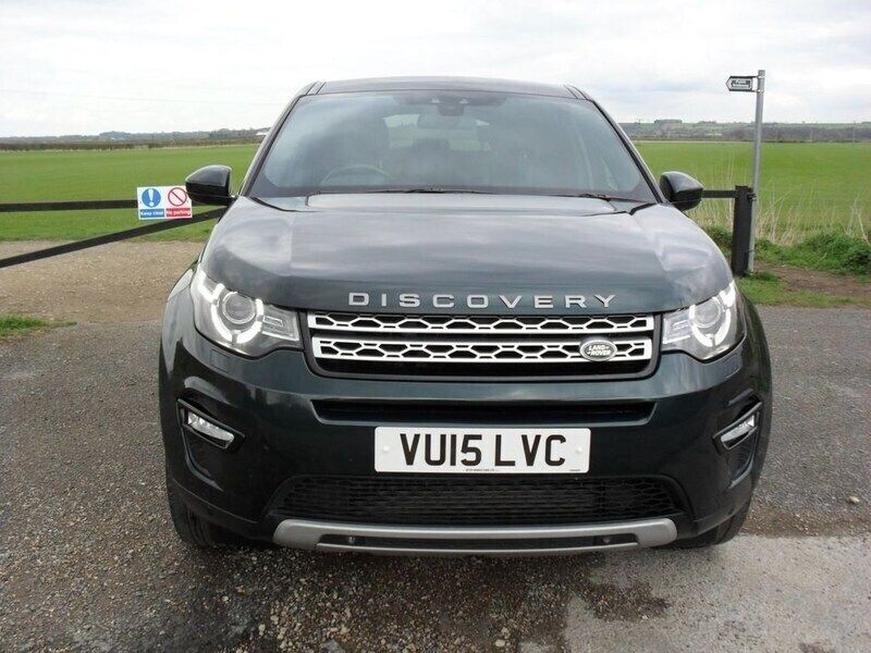 Green Used 2015 Land Rover Discovery Sport HSE SUV | £14,495 (A bit pricey) - Image 1/4