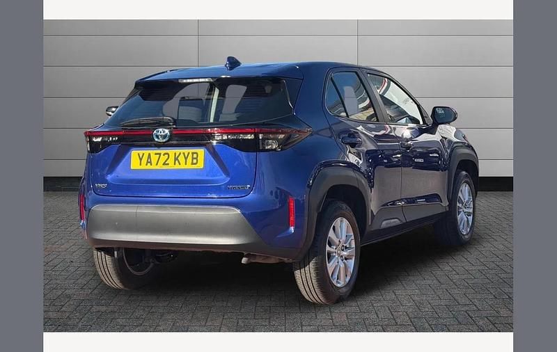 Used Toyota Yaris Cross 116 HP (85 kW) 2023 Galactic blue SUV