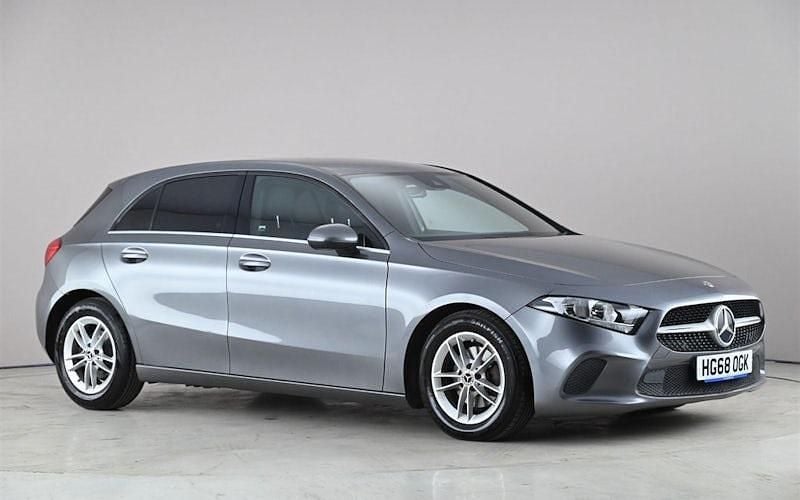 Begagnad Mercedes A180 SE 116 HK (85 kW) 2019 Halvkombi