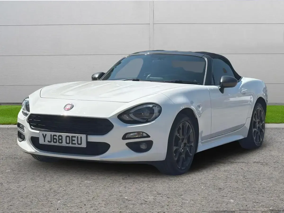 Used Fiat 124 Spider S 138 HP (101 kW) 2018 White Cabriolet