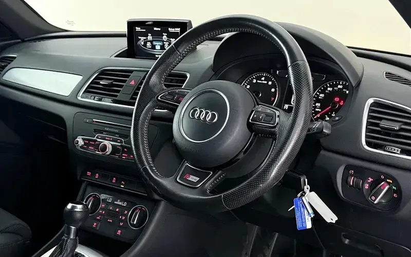 Used Audi Q3 S-Line 150 HP (110 kW) 2017 White SUV