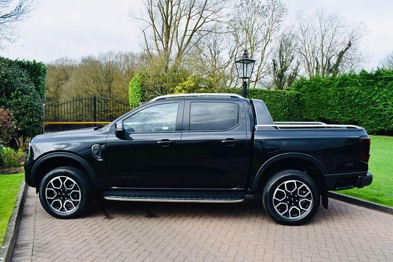 Used Ford Ranger Wildtrack 237 HP (174 kW) 2024 Black Pickup