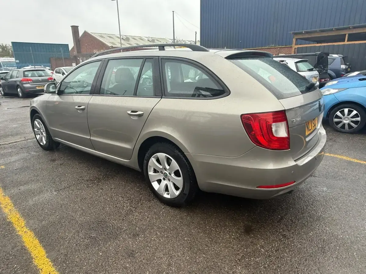 Used Skoda Superb 160 HP (117 kW) 2011 Beige Estate