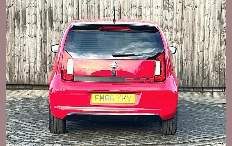 Used Skoda Citigo Monte Carlo 60 HP (44 kW) 2016 Red Hatchback