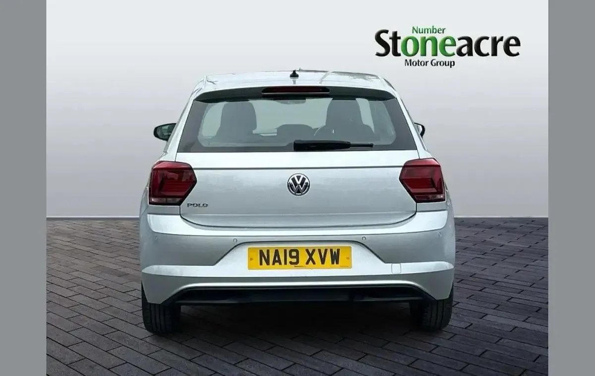 Used VW Polo SE 79 HP (58 kW) 2019 Silver Hatchback