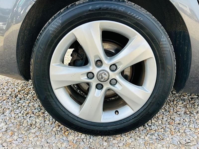 Used Vauxhall Astra SRi 2011 Grey Estate