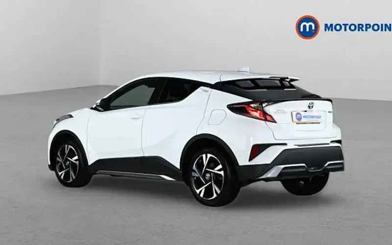 Used Toyota C-HR Design 198 HP (145 kW) 2023 White SUV