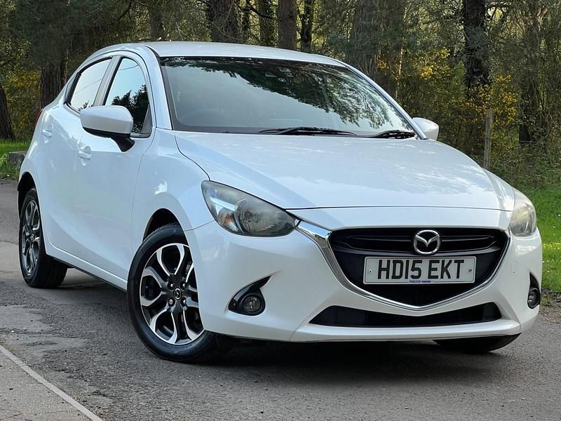 Used Mazda 2 Edition 2015 White Hatchback