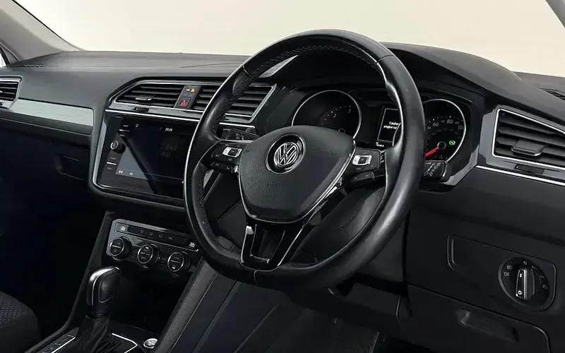 Used VW Tiguan Allspace Match 150 HP (110 kW) 2021 White SUV