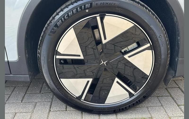 Grey New 2025 Polestar 2 Hatchback | £28,199 (Fair price) - Image 1/3