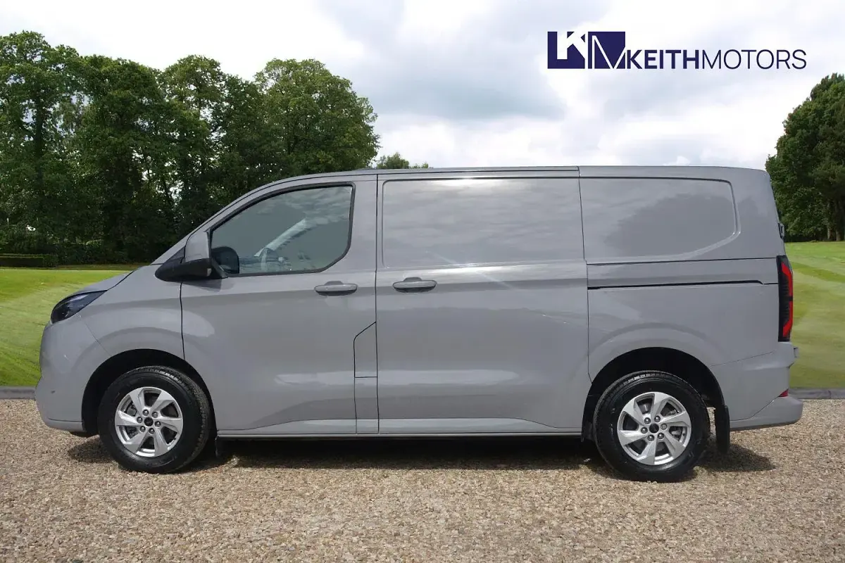 Used Ford E-Transit Limited 100 kW (136 HP) 2025 Grey Van