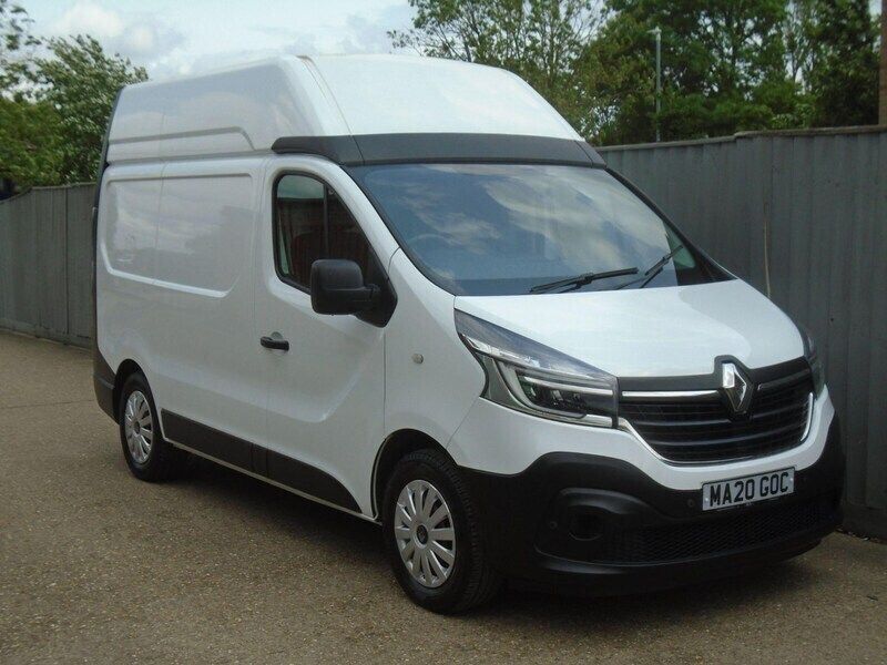 White Used 2020 Renault Trafic Business MPV | £12,990 (Good price) - Image 1/4