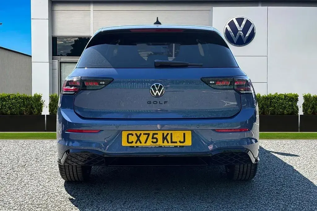 Used VW Golf VIII Black Edition 150 HP (110 kW) 2026 Blue Hatchback