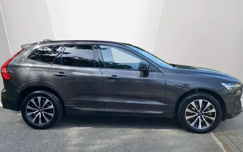 Used Volvo XC60 Plus 250 HP (183 kW) 2024 SUV