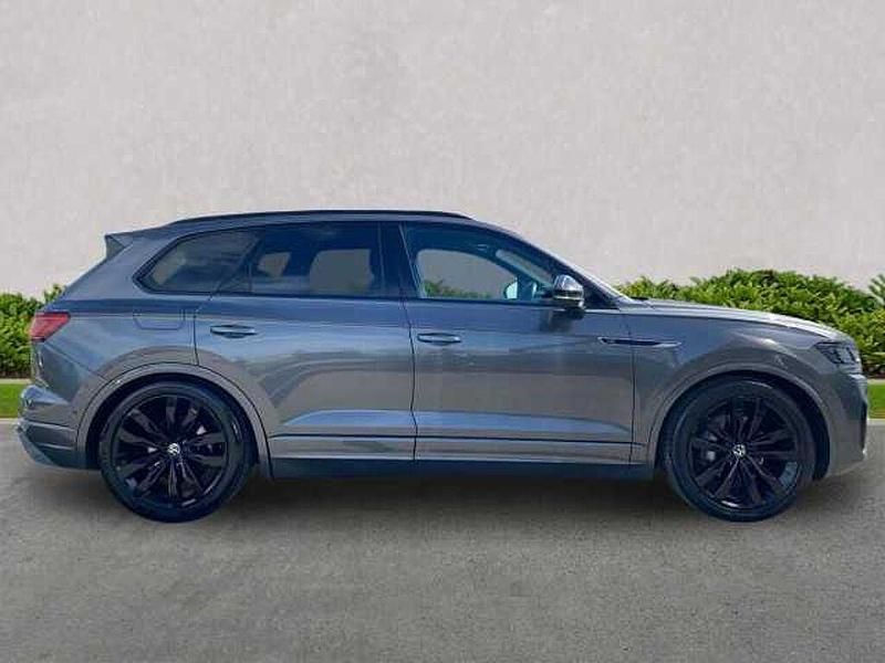 Used VW Touareg Black Edition 286 HP (210 kW) 2023 Grey SUV