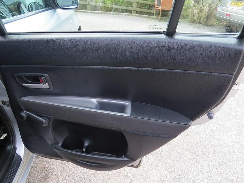 Used Mazda 2 2006 Silver Hatchback