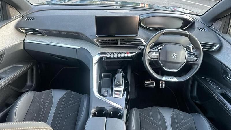 Used Peugeot 5008 Premium 129 HP (94 kW) 2022 Blue SUV