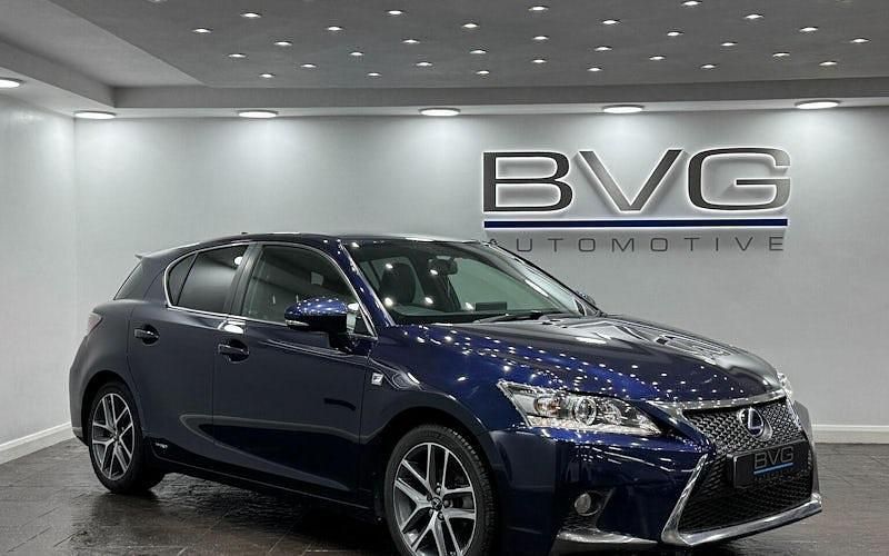 Used Lexus CT200h Sport Line 136 HP (100 kW) 2016 Blue Hatchback