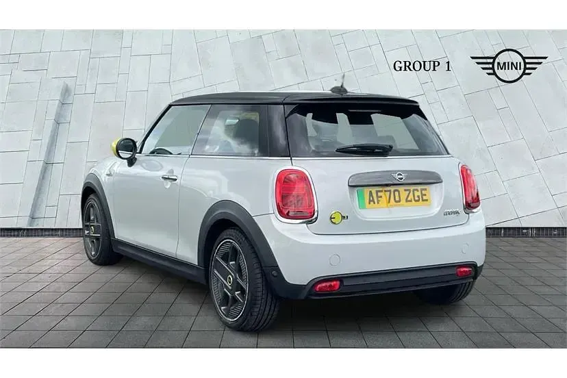 Used Mini Cooper S Level 3 135 kW (184 HP) 2020 White silver Hatchback