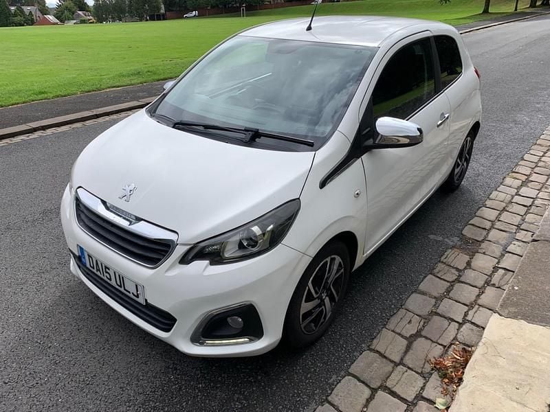White Used 2015 Peugeot 108 Hatchback | £2,995 (Good price) - Image 1/4