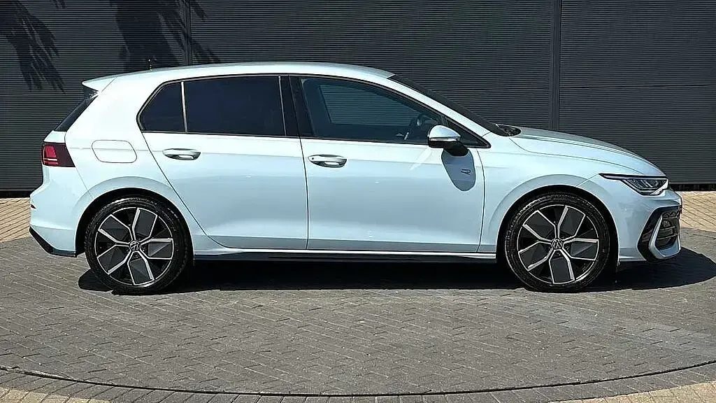Used VW Golf VIII 150 HP (110 kW) 2025