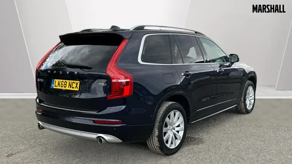 Used Volvo XC90 Momentum 250 HP (183 kW) 2018 Blue SUV