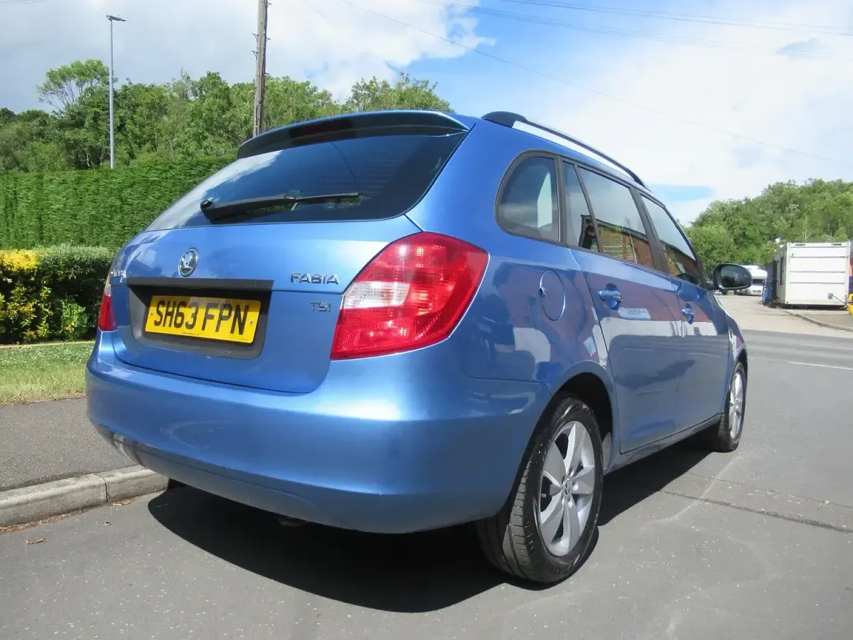 Used Skoda Fabia SE 2013 Blue Estate