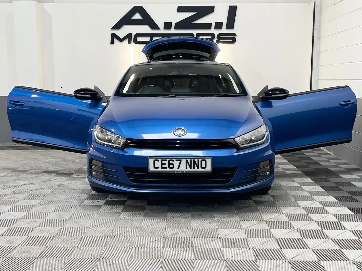 Used VW Scirocco Black Edition 125 HP (91 kW) 2017 Blue Coupe