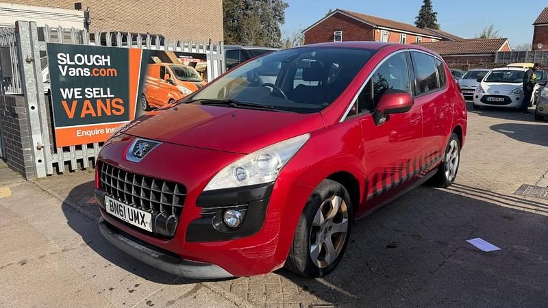 Used Peugeot 3008 Sport 112 HP (82 kW) 2011 Red Estate
