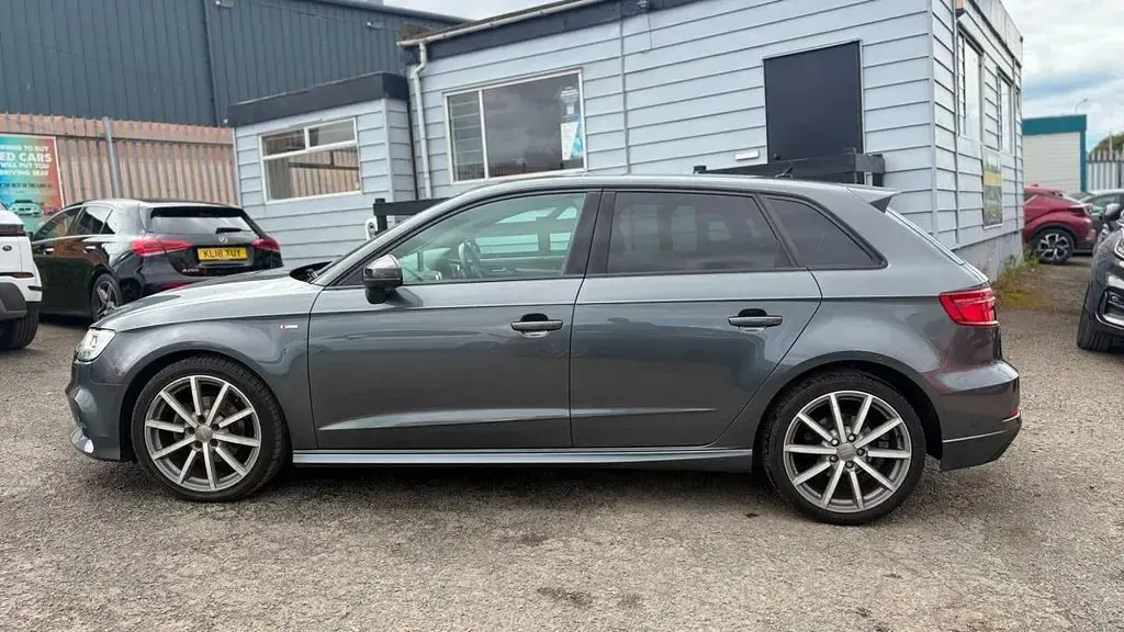 Used Audi A3 Sportback Black Edition 150 HP (110 kW) 2018 Grey Hatchback