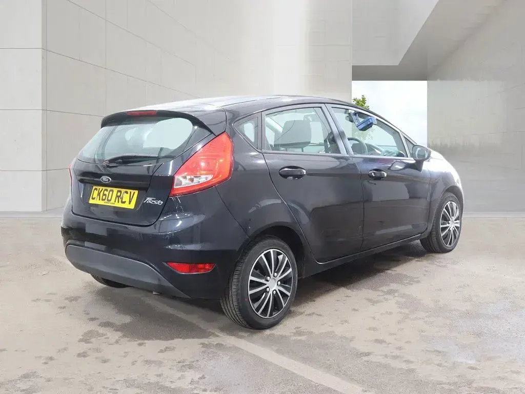 Used Ford Fiesta 81 HP (59 kW) 2010 Black Hatchback