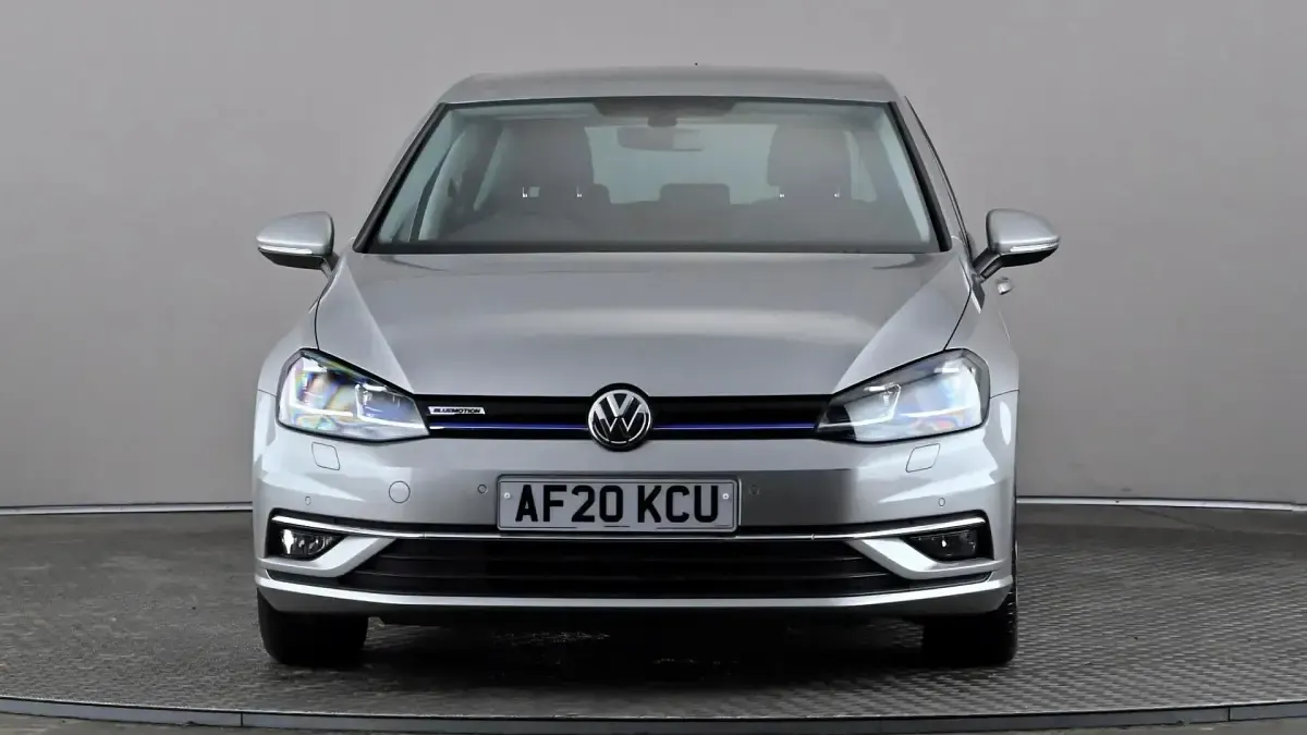 Used VW Golf VIII Edition 130 HP (95 kW) 2020 Silver Hatchback